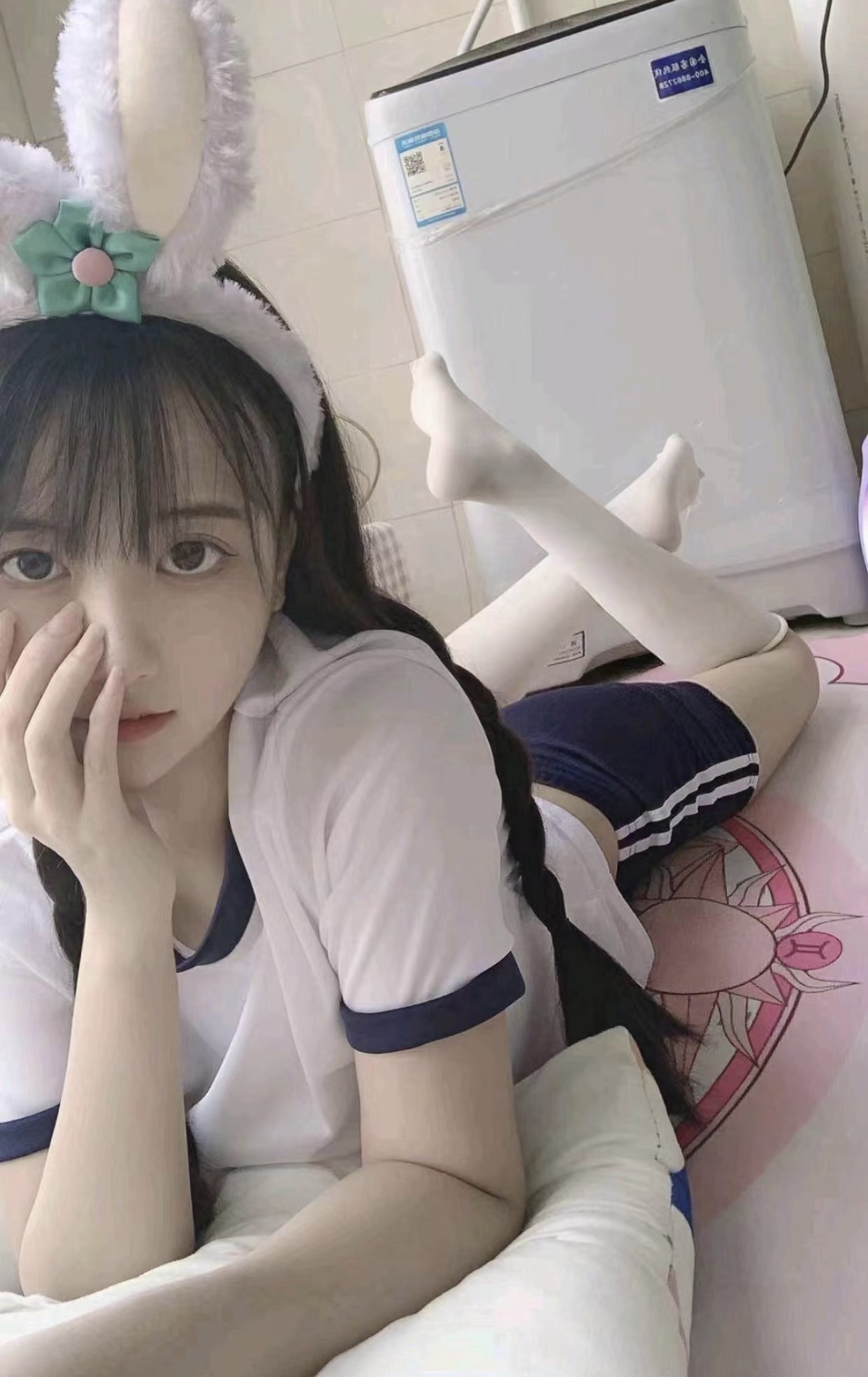 04年小萝莉可三通内射